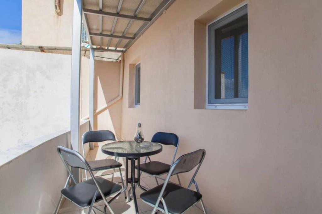 Newly Reconstructed Flat 107Sqm! Lägenhet Chania  Exteriör bild