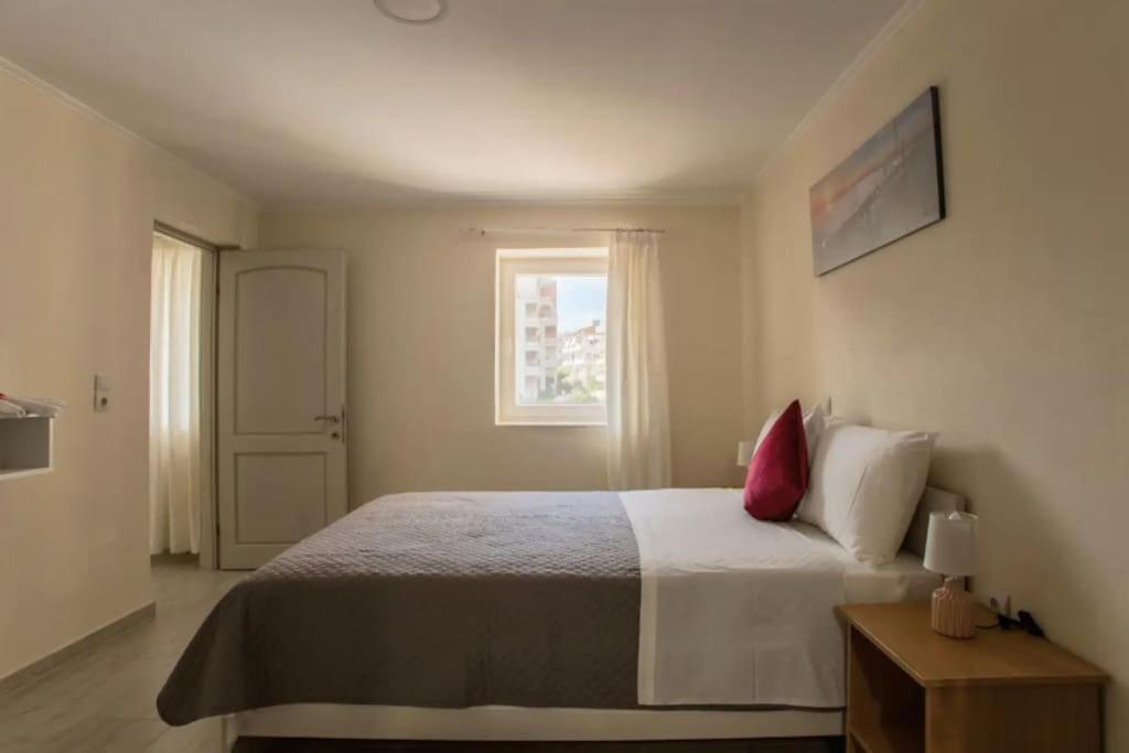 Newly Reconstructed Flat 107Sqm! Lägenhet Chania  Exteriör bild