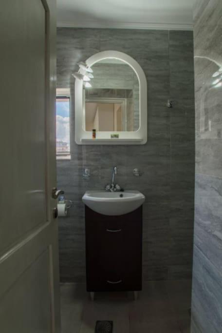 Newly Reconstructed Flat 107Sqm! Lägenhet Chania  Exteriör bild